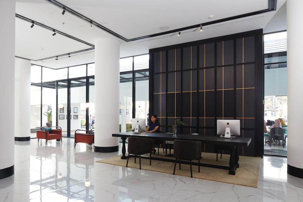De Braga, Artotel Curated Bandung Exterior photo