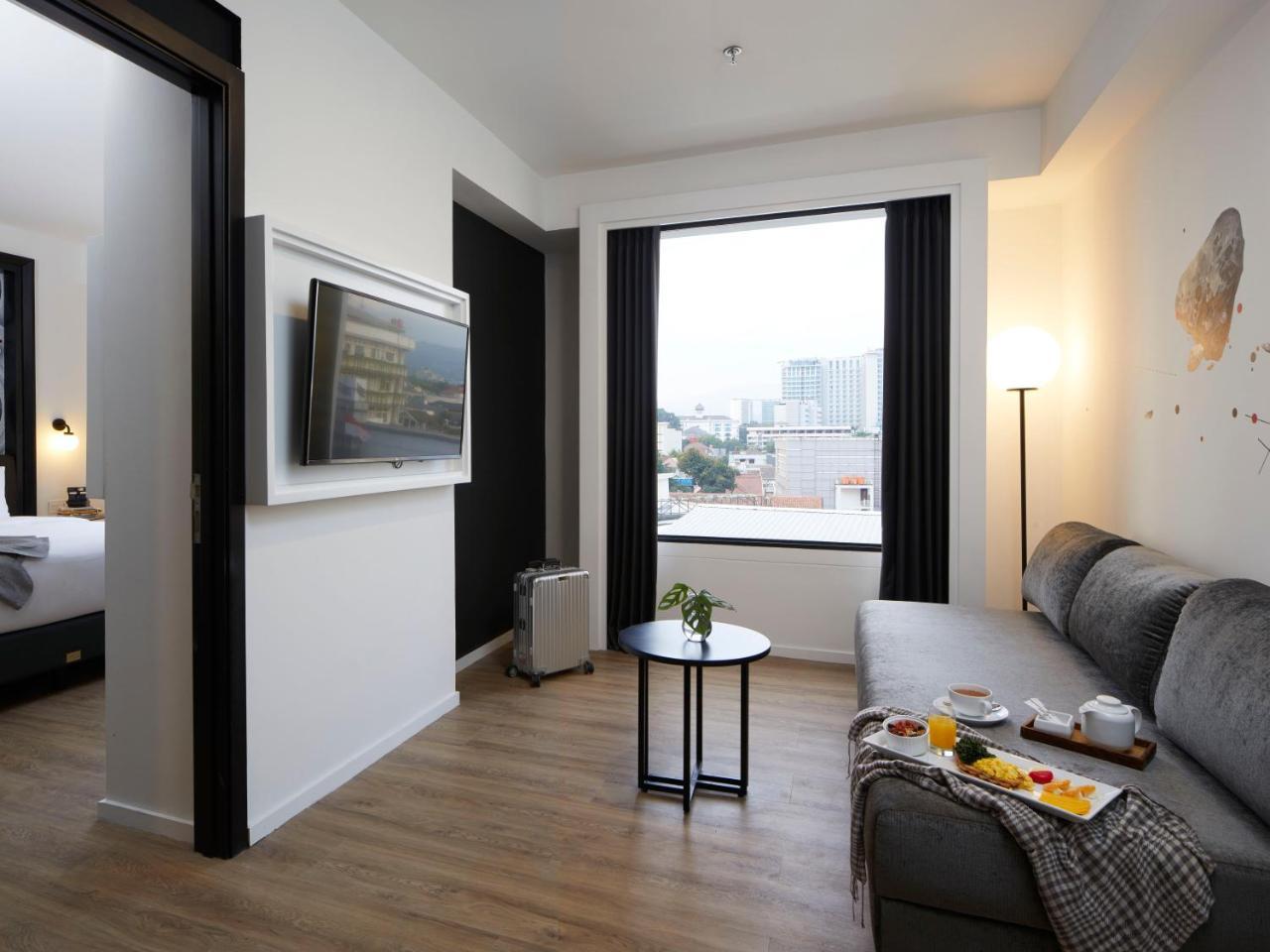 De Braga, Artotel Curated Bandung Exterior photo